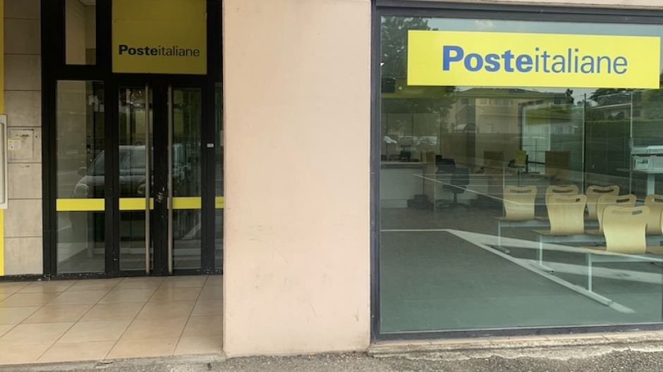 Castelletto Ticino, riaperto ufficio postale dopo lavori 